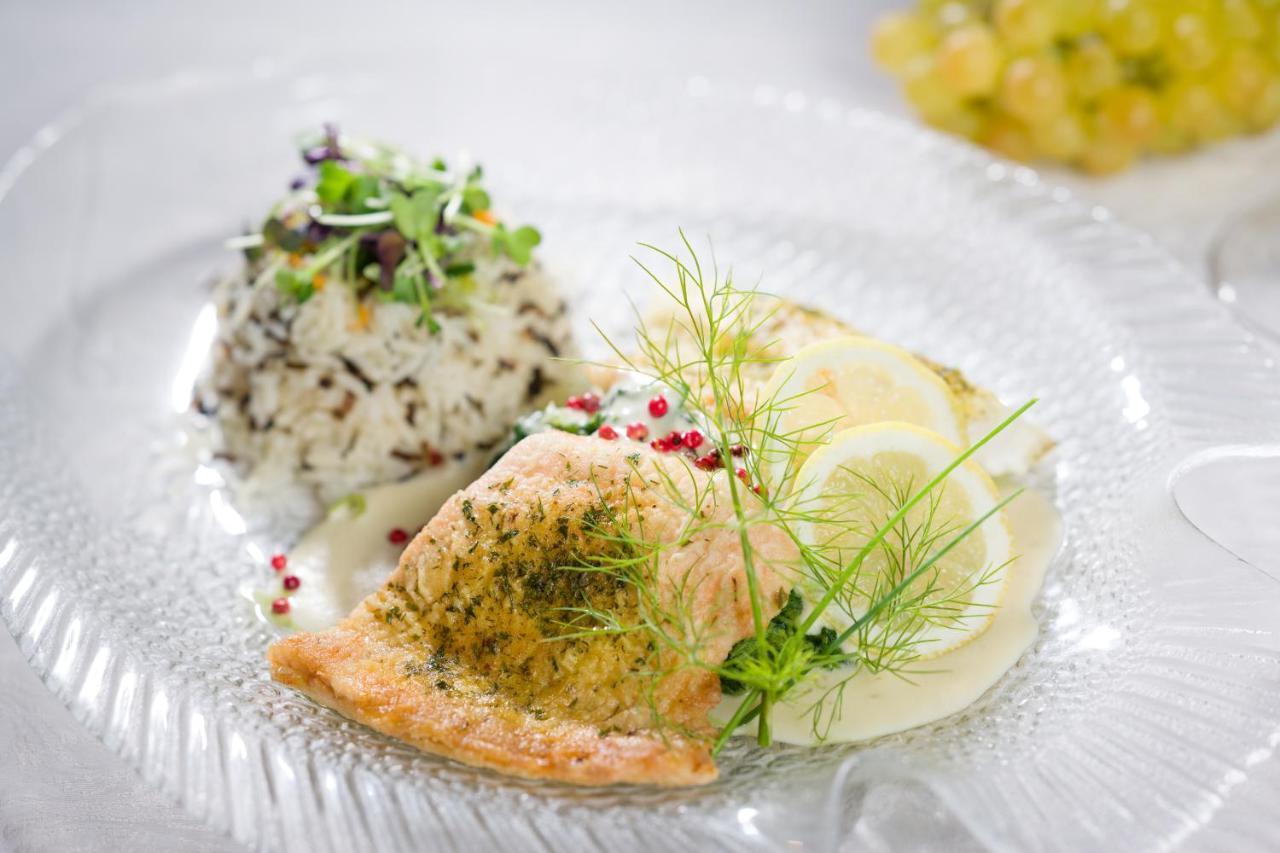 Spundloch- Das Hotel & Weinrestaurant Veitshöchheim Εξωτερικό φωτογραφία