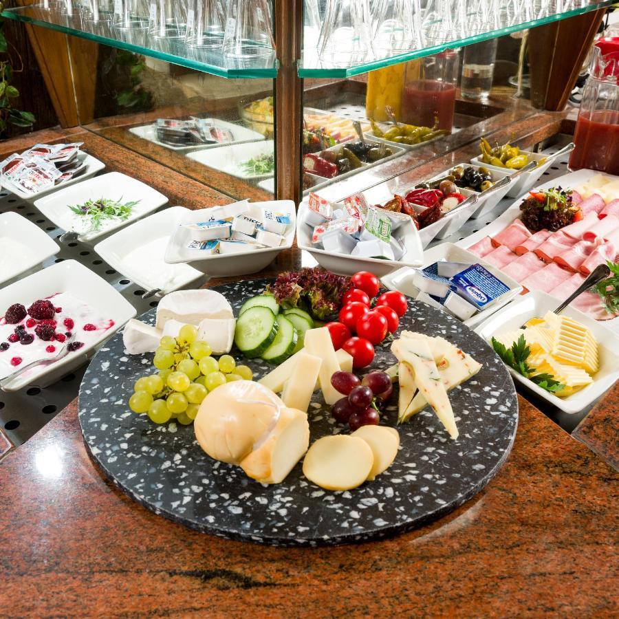 Spundloch- Das Hotel & Weinrestaurant Veitshöchheim Εξωτερικό φωτογραφία